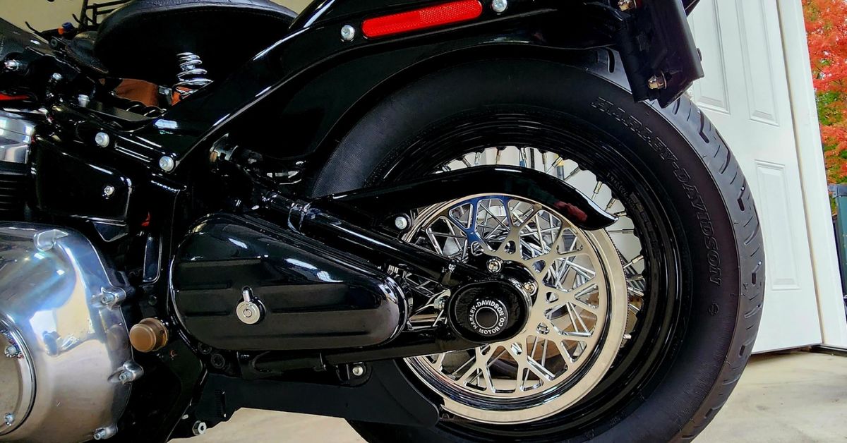 How To Replace the Wheels on Your Motorcycle